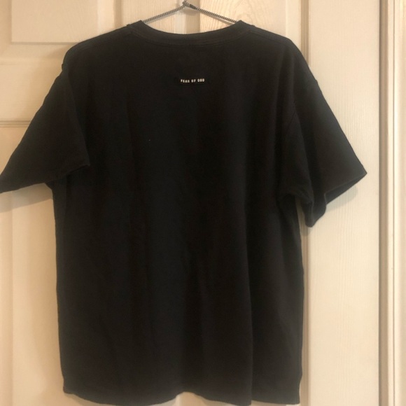 Fear of God 6th collection short sleeve size small holographic tshirt - Picture 6 of 16